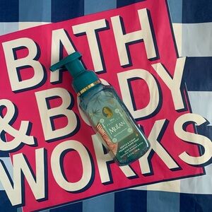 NWT Bath & Body Works Mulan Foaming Hand Soap